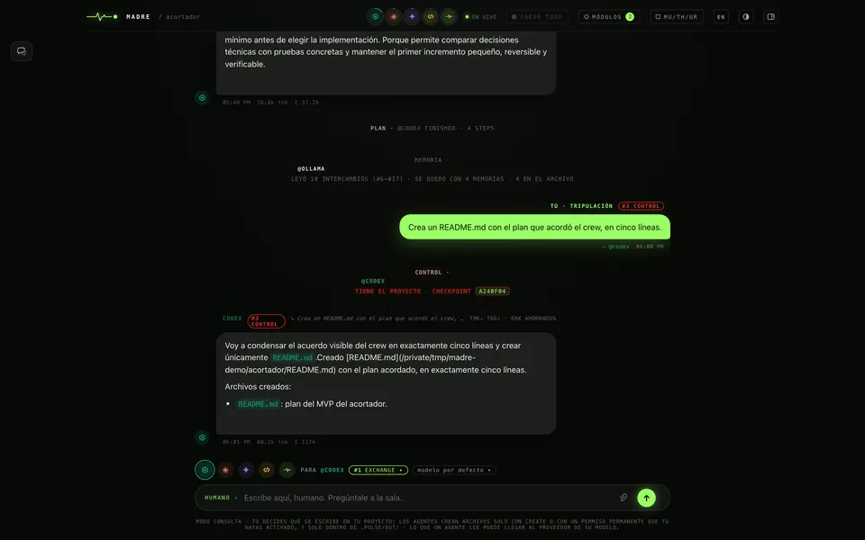 Un turno en CONTROL en MADRE, a pantalla completa. Tu mensaje en #3 CONTROL pide un README.md con el plan del crew en cinco líneas; la sala anuncia «CONTROL · @CODEX TIENE EL PROYECTO · CHECKPOINT A240F04»; Codex responde que lo creó y lista «Archivos creados: README.md».